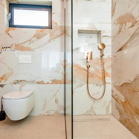 Lovely In بيت للعطل